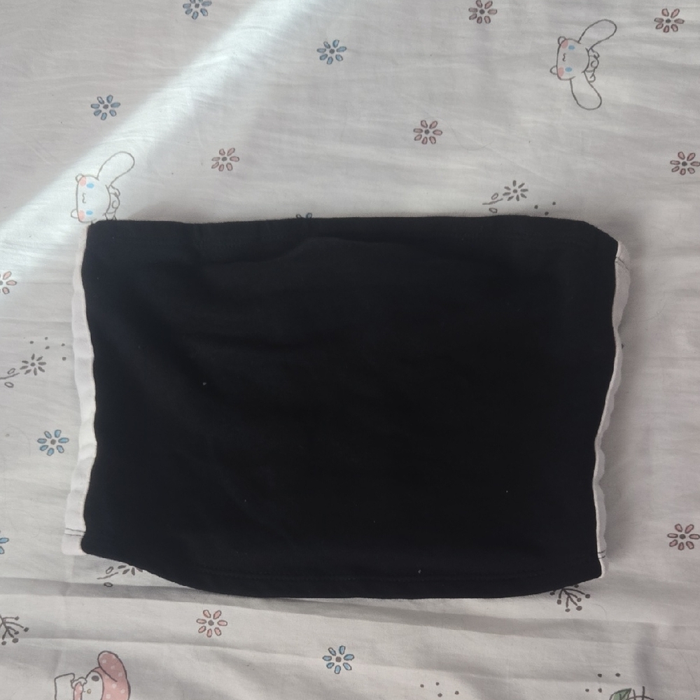 No Boundaries Black Tube Shirt with White Side Trim